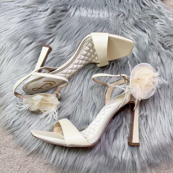 Sam Edelman - Picture 5 of 9